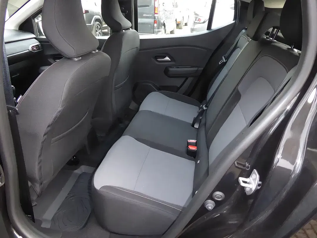 Dacia Sandero - Thumbnail 7