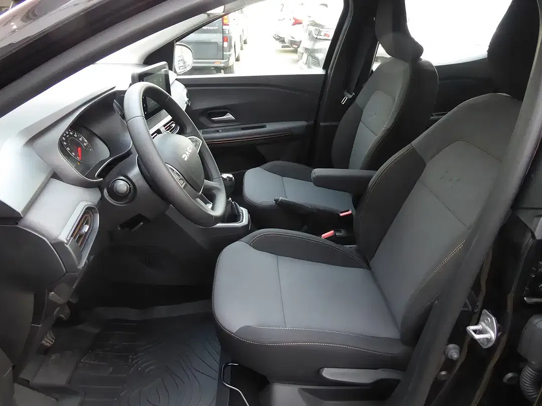 Dacia Sandero - Thumbnail 9