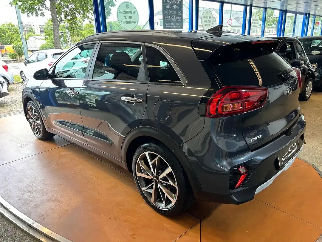 Kia Niro - Thumbnail 3