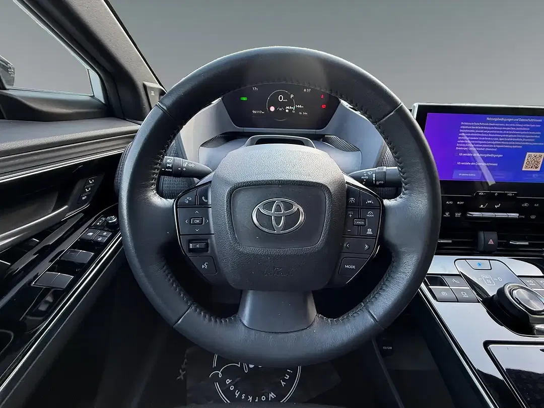 Toyota bZ4X - Thumbnail 12