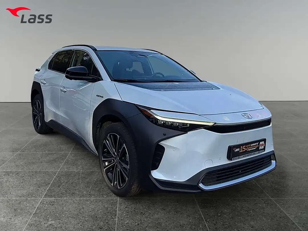 Toyota bZ4X - Thumbnail 7