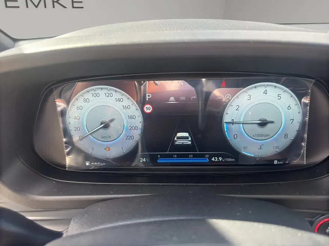 Hyundai i20 - Thumbnail 9