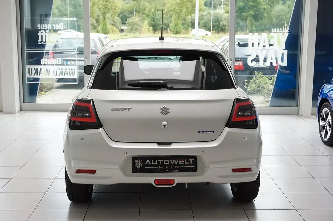 Suzuki Swift - Thumbnail 6