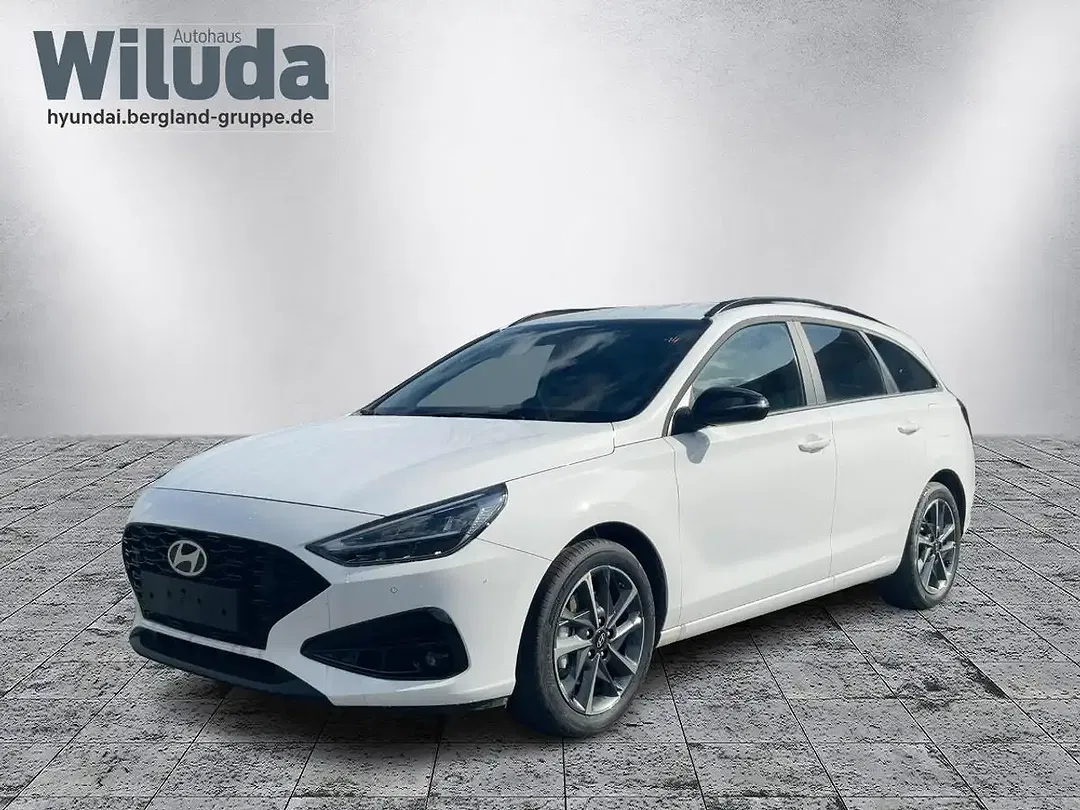 Hyundai i30 - Thumbnail 1
