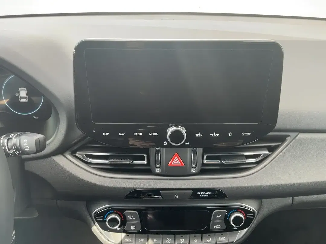 Hyundai i30 - Thumbnail 10