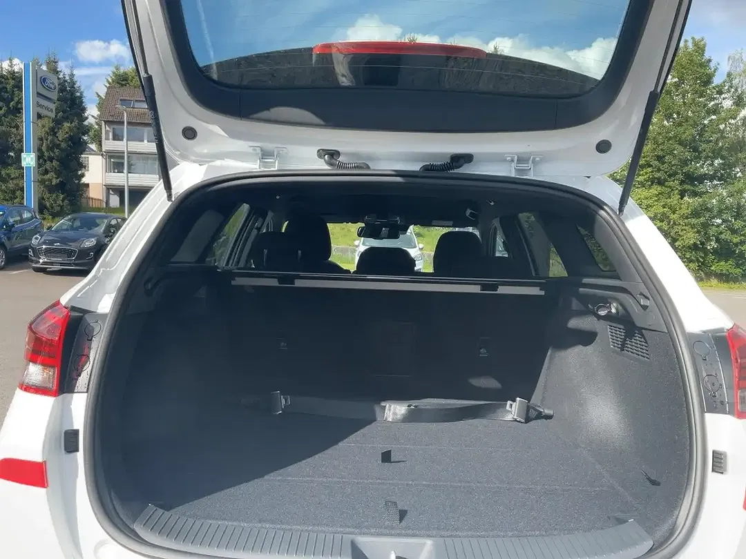 Hyundai i30 - Thumbnail 12