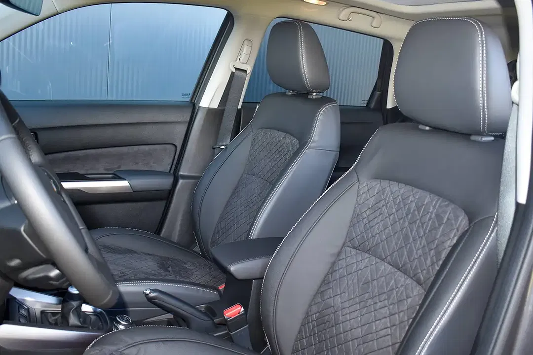 Suzuki Vitara - Thumbnail 11