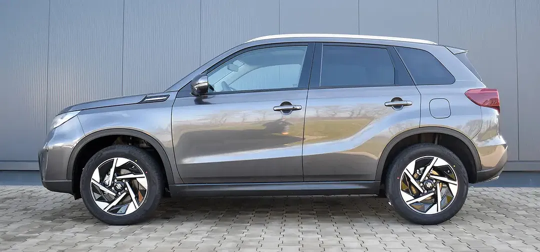 Suzuki Vitara - Thumbnail 3