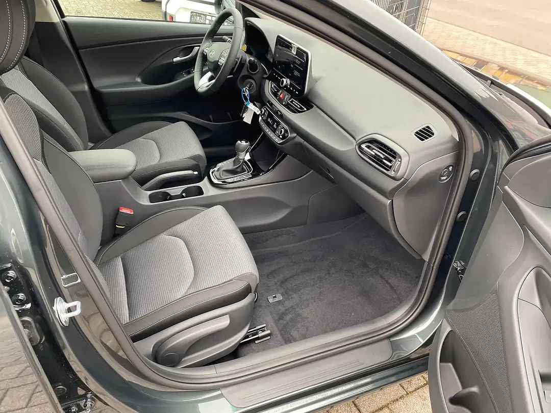 Hyundai i30 - Thumbnail 10