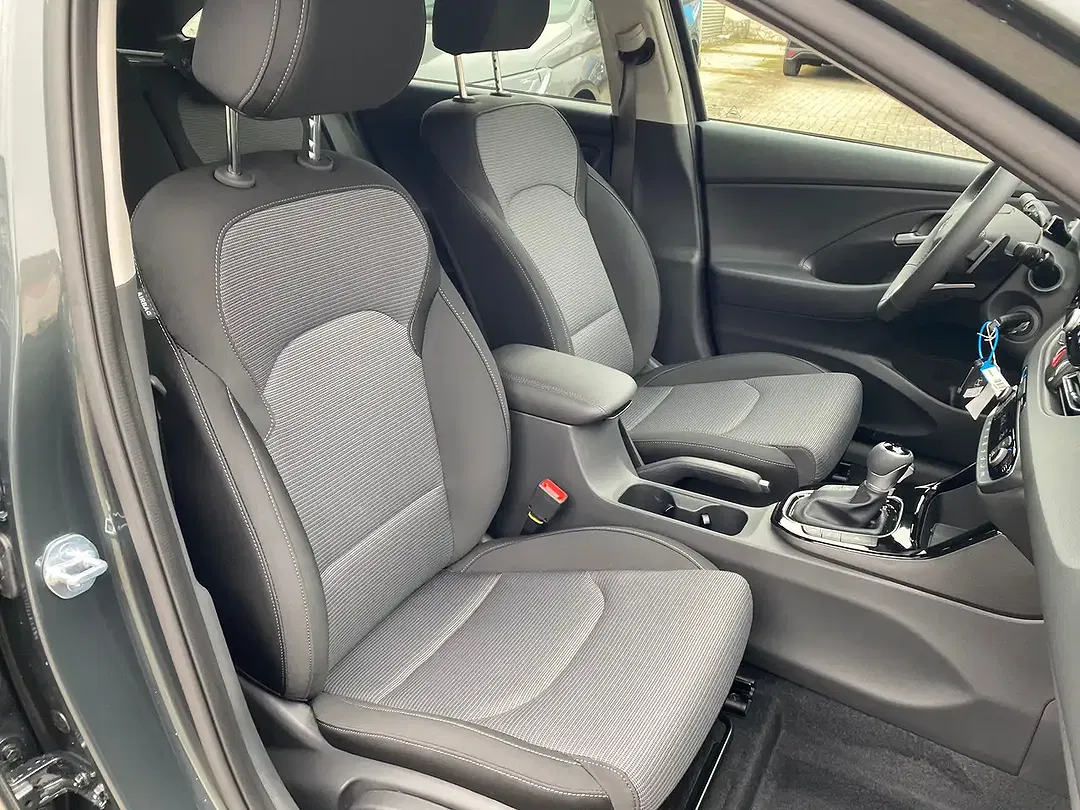 Hyundai i30 - Thumbnail 11