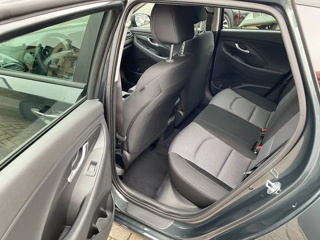 Hyundai i30 - Thumbnail 14