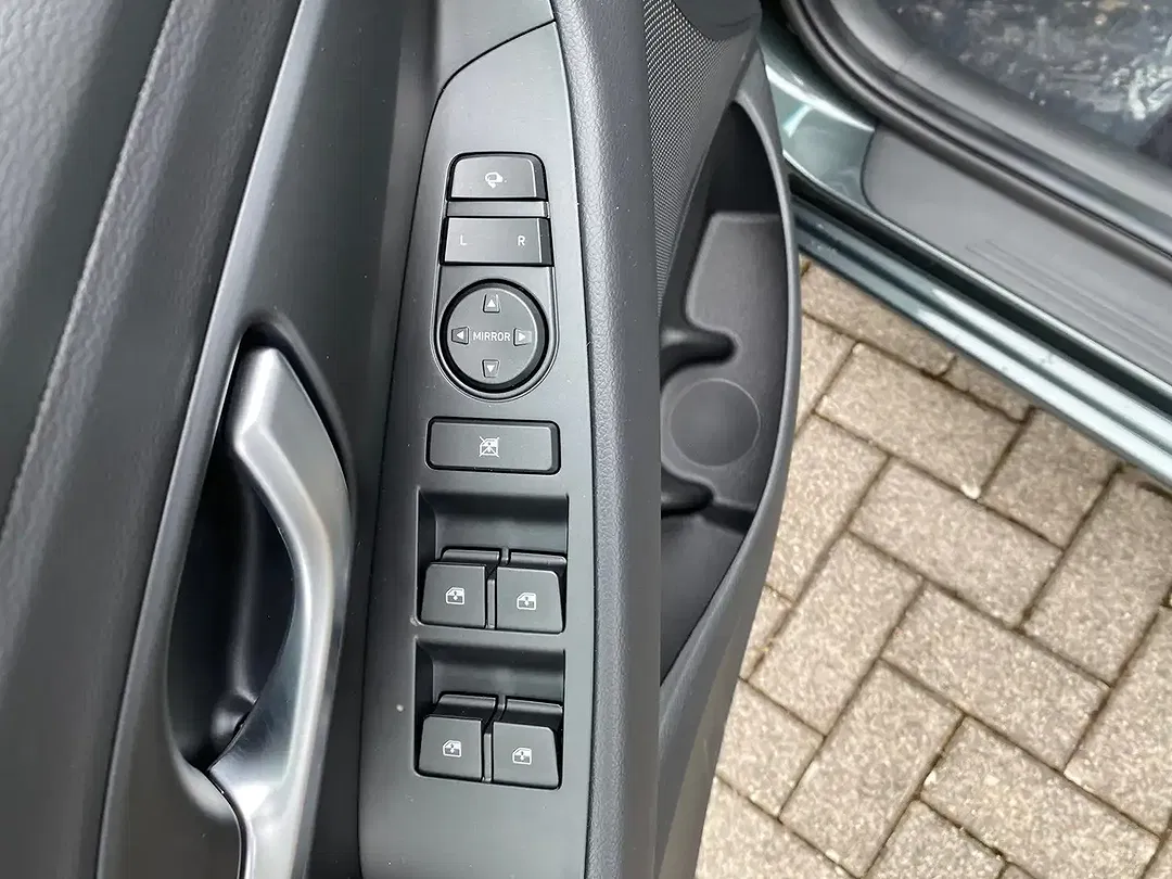 Hyundai i30 - Thumbnail 16