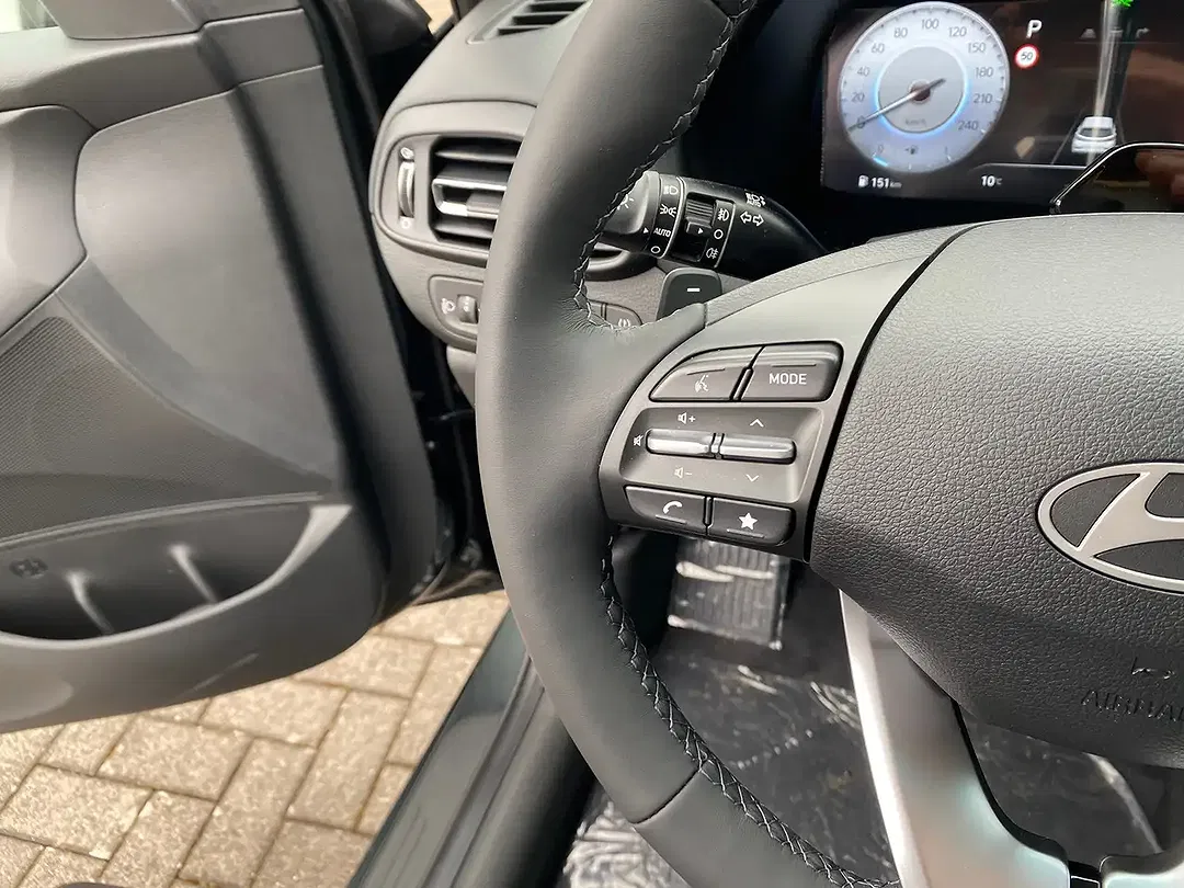Hyundai i30 - Thumbnail 20