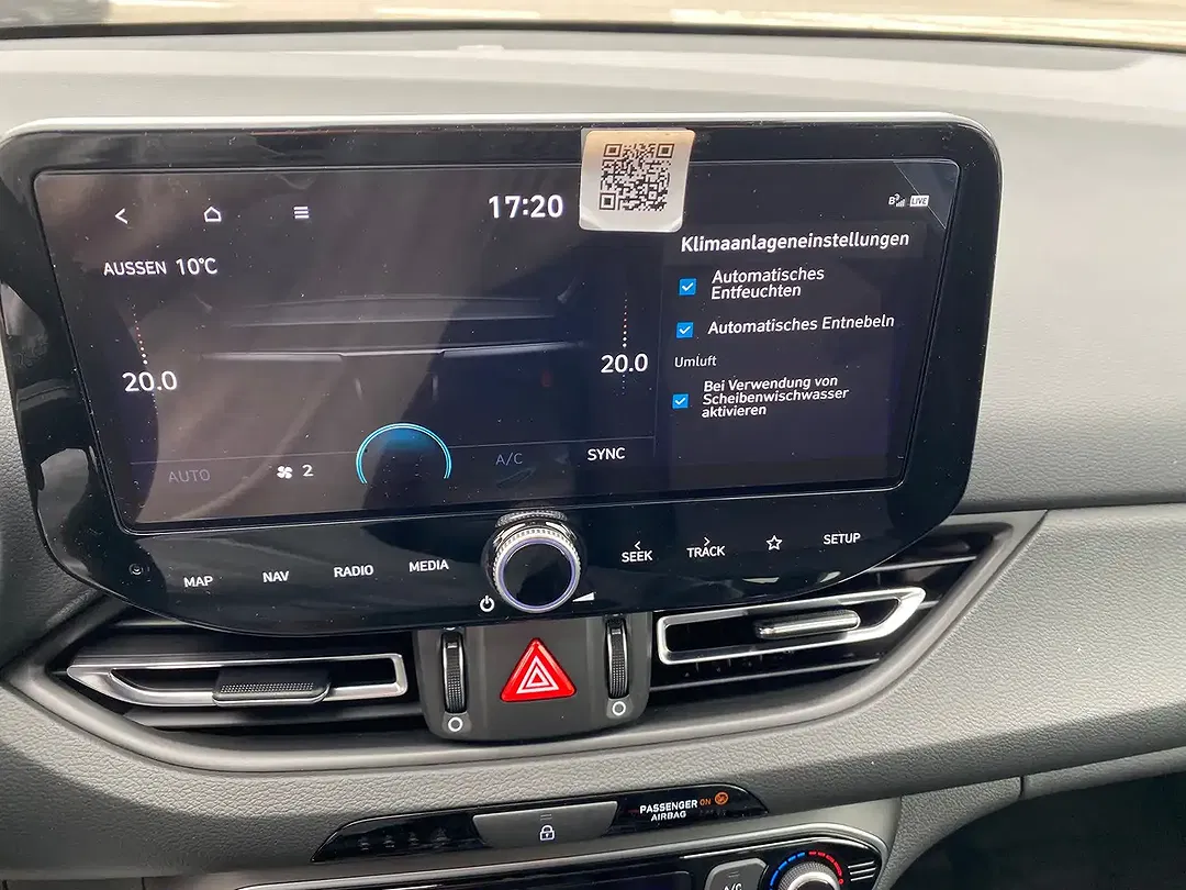 Hyundai i30 - Thumbnail 24