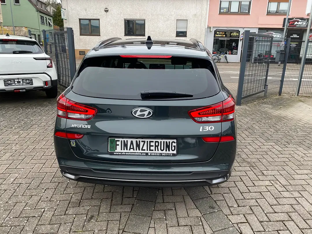 Hyundai i30 - Thumbnail 6