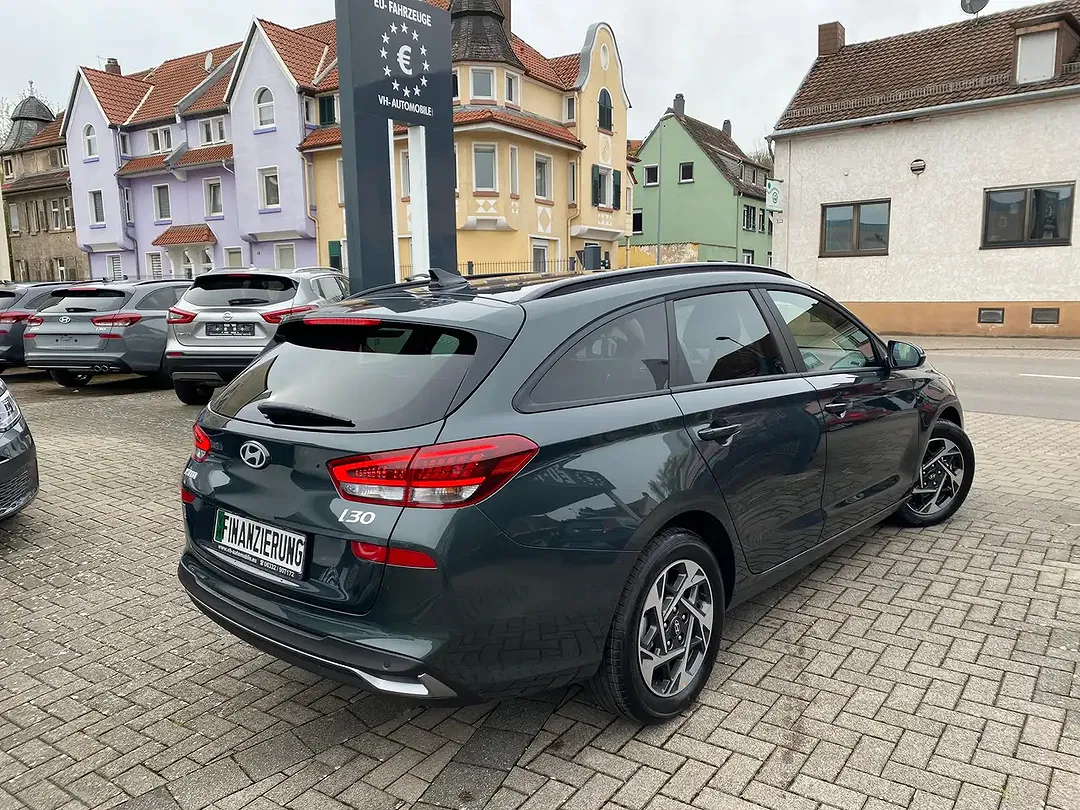 Hyundai i30 - Thumbnail 9