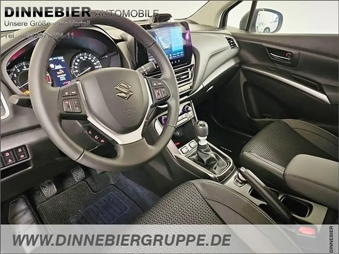 Suzuki S-Cross - Thumbnail 6