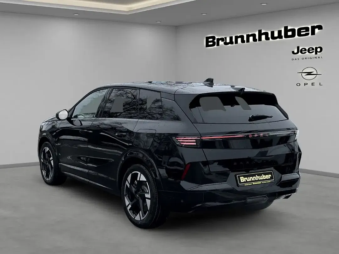 Opel Grandland - Thumbnail 3