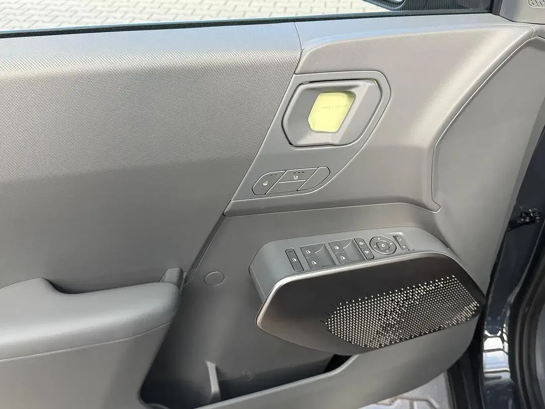 Kia EV2 - Thumbnail 13