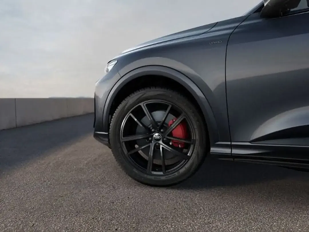 Audi Q5 - Thumbnail 6