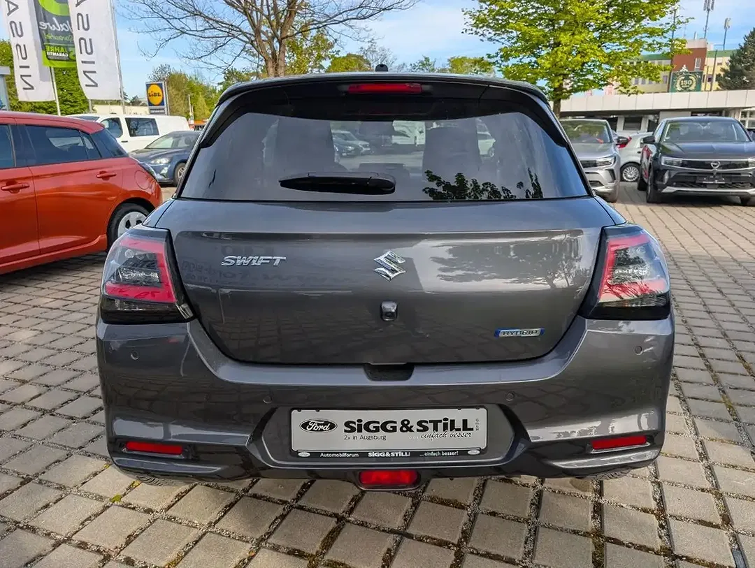 Suzuki Swift - Thumbnail 25