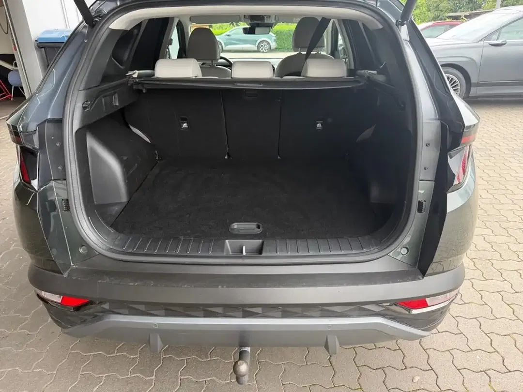 Hyundai TUCSON - Thumbnail 11