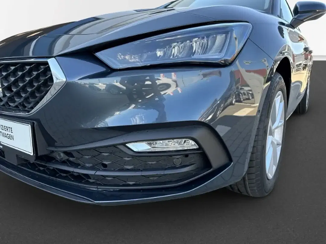 SEAT Leon - Thumbnail 4