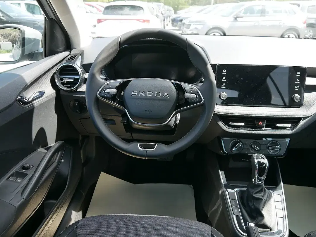Skoda Fabia - Thumbnail 12