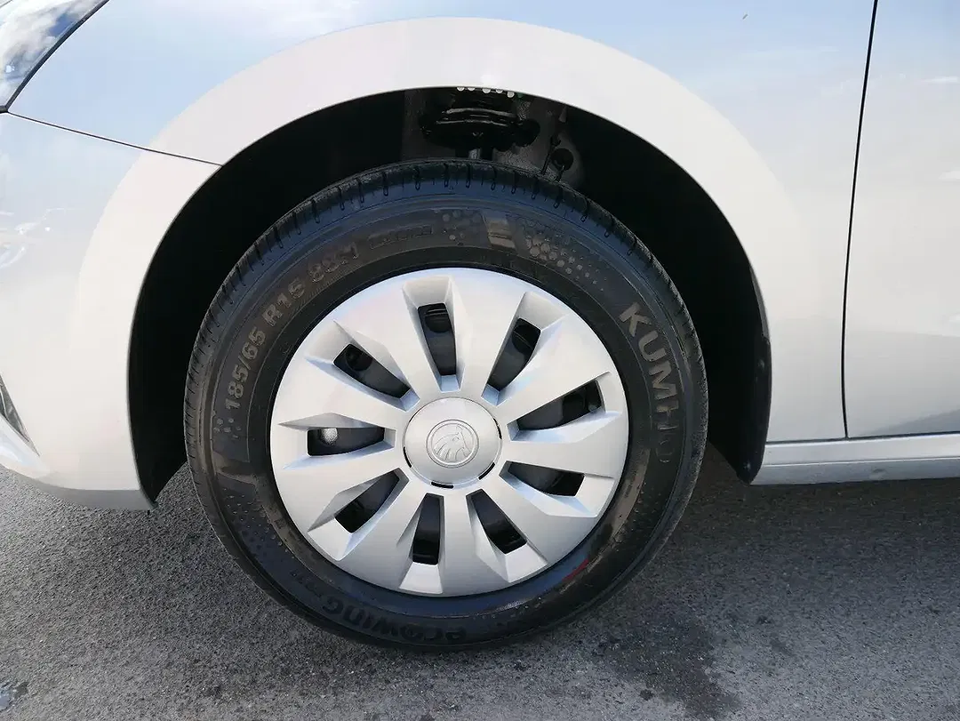 Skoda Fabia - Thumbnail 4