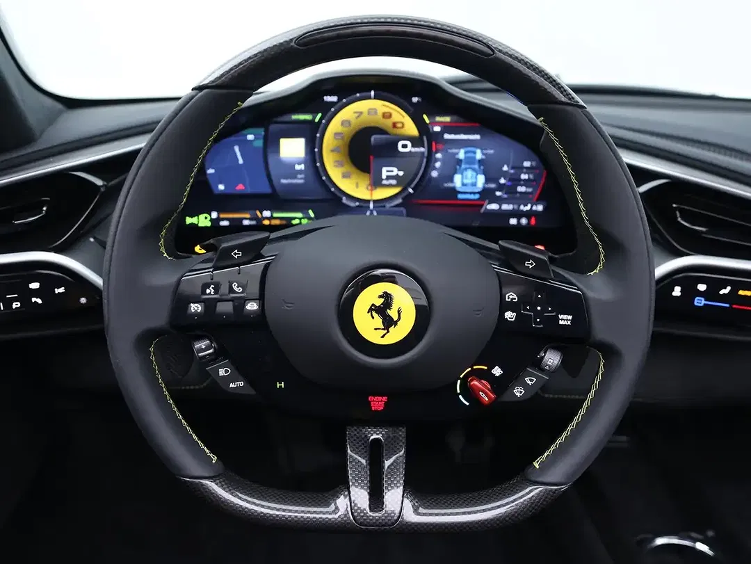 Ferrari 296 GTS - Thumbnail 12