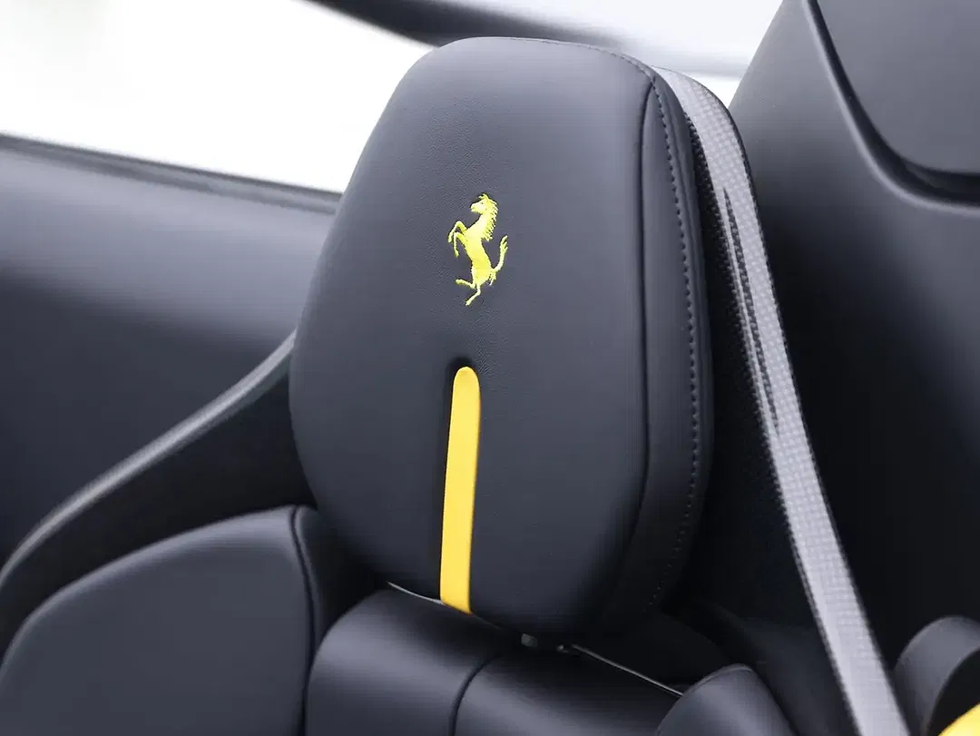 Ferrari 296 GTS - Thumbnail 13