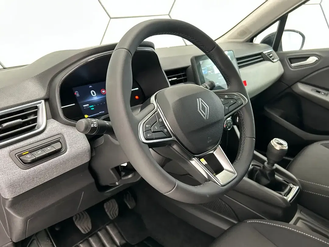 Renault Clio - Thumbnail 15