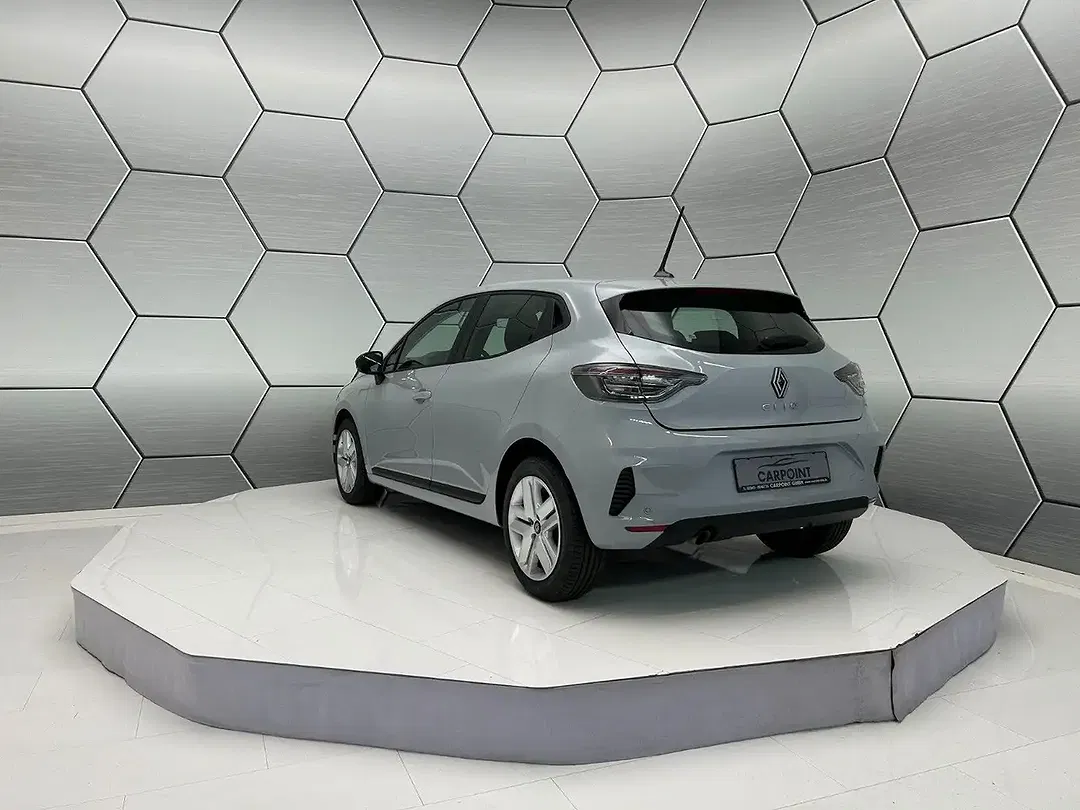 Renault Clio - Thumbnail 4