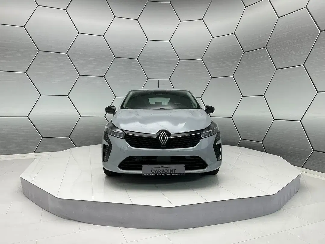 Renault Clio - Thumbnail 9