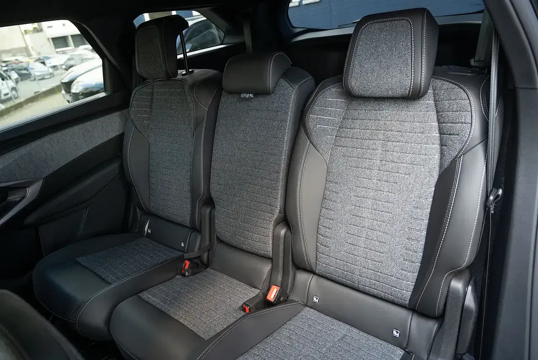 Peugeot 5008 - Thumbnail 8