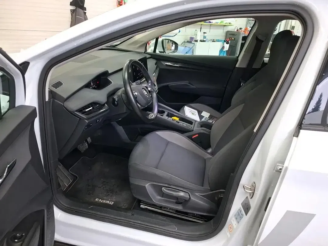Skoda Enyaq - Thumbnail 5