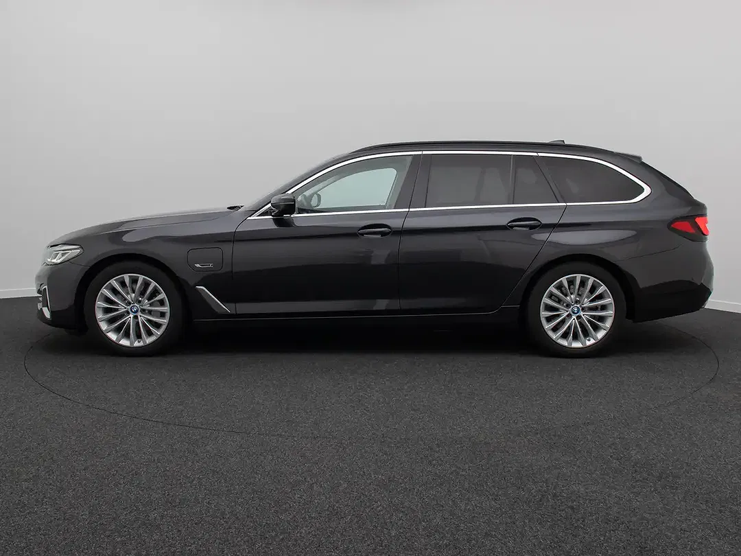 BMW 530 - Thumbnail 11