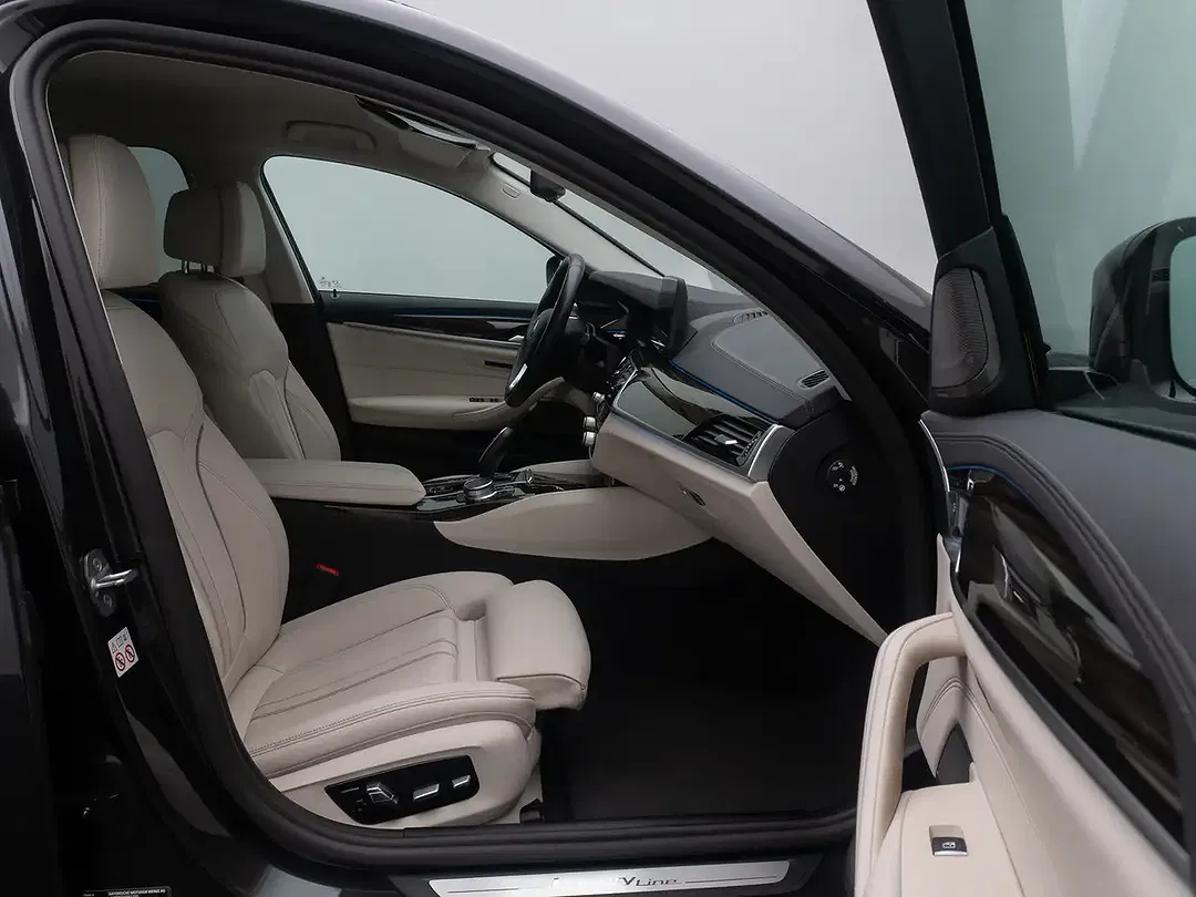 BMW 530 - Thumbnail 26