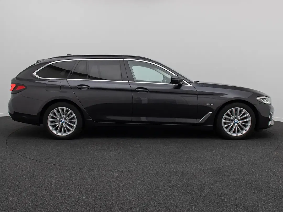 BMW 530 - Thumbnail 5