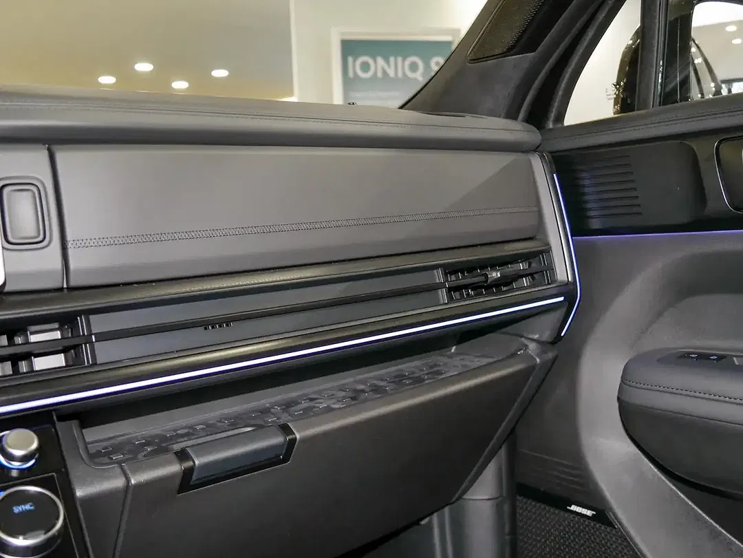 Hyundai SANTA FE - Thumbnail 13