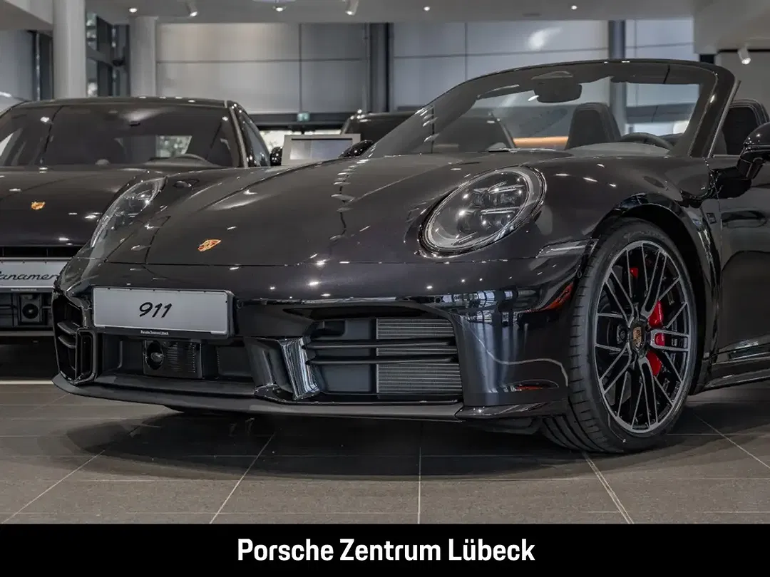 Porsche 992 - Thumbnail 9