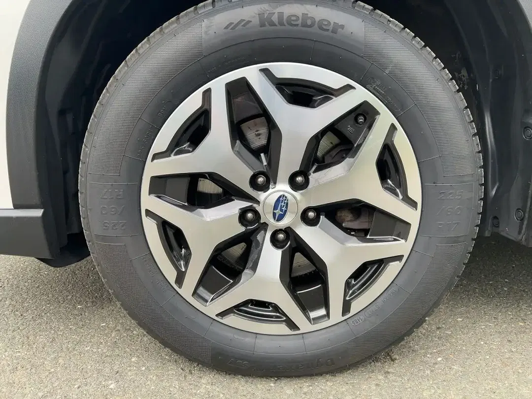 Subaru Forester - Thumbnail 12