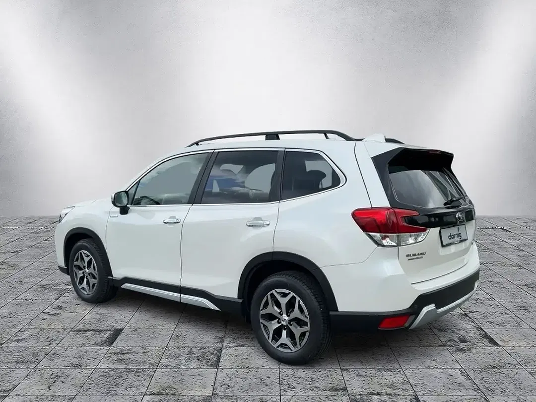 Subaru Forester - Thumbnail 2