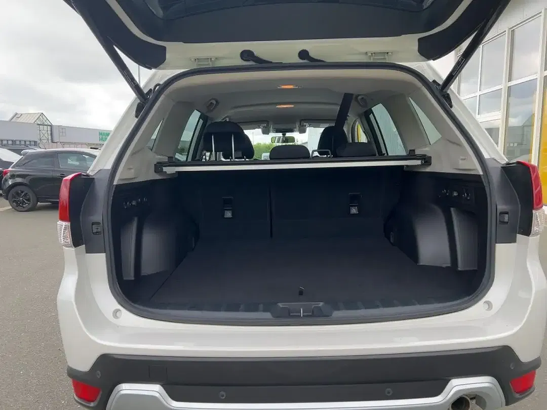 Subaru Forester - Thumbnail 6