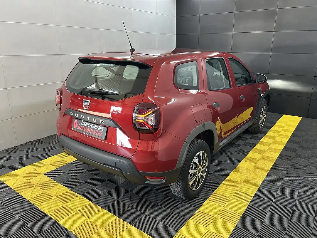 Dacia Duster - Thumbnail 4