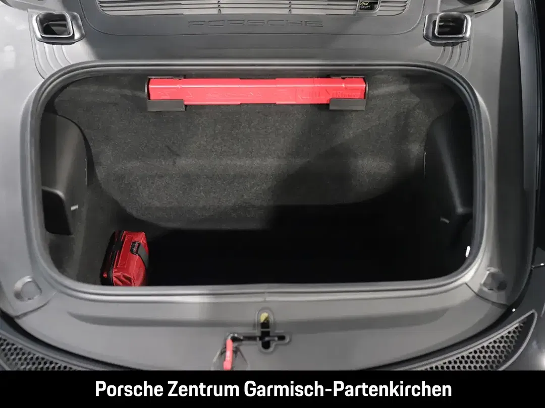 Porsche 718 Spyder - Thumbnail 12