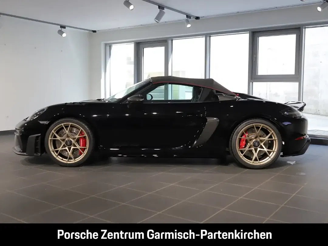 Porsche 718 Spyder - Thumbnail 2