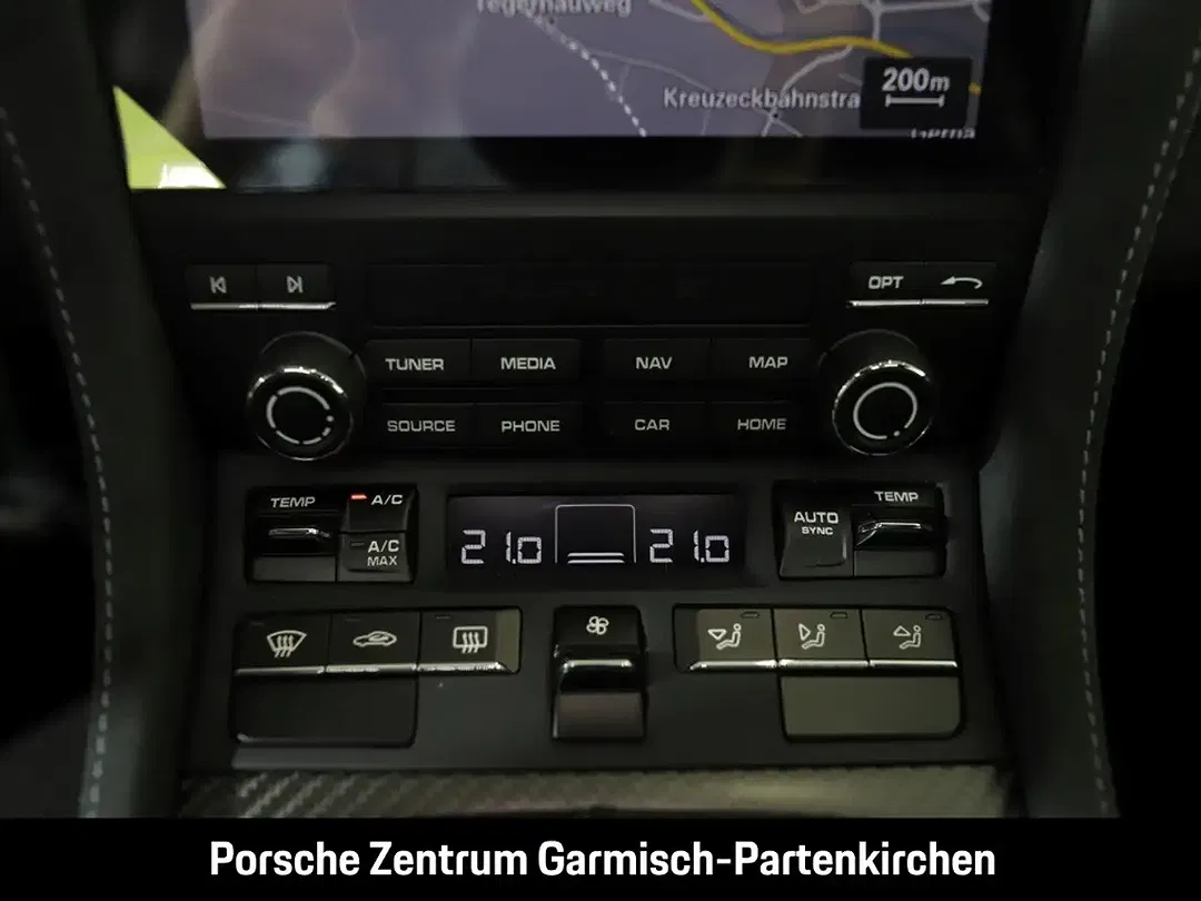 Porsche 718 Spyder - Thumbnail 28
