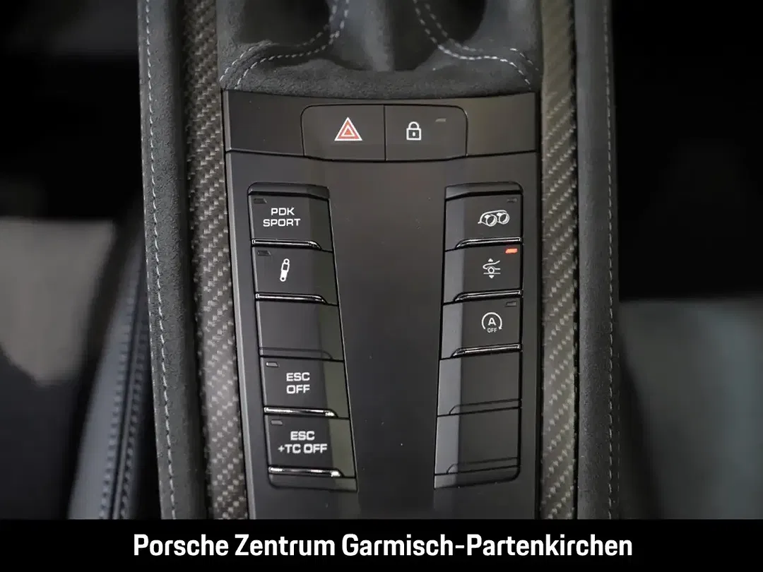 Porsche 718 Spyder - Thumbnail 29