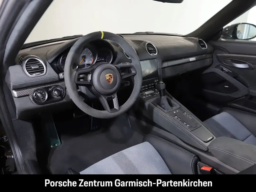 Porsche 718 Spyder - Thumbnail 8